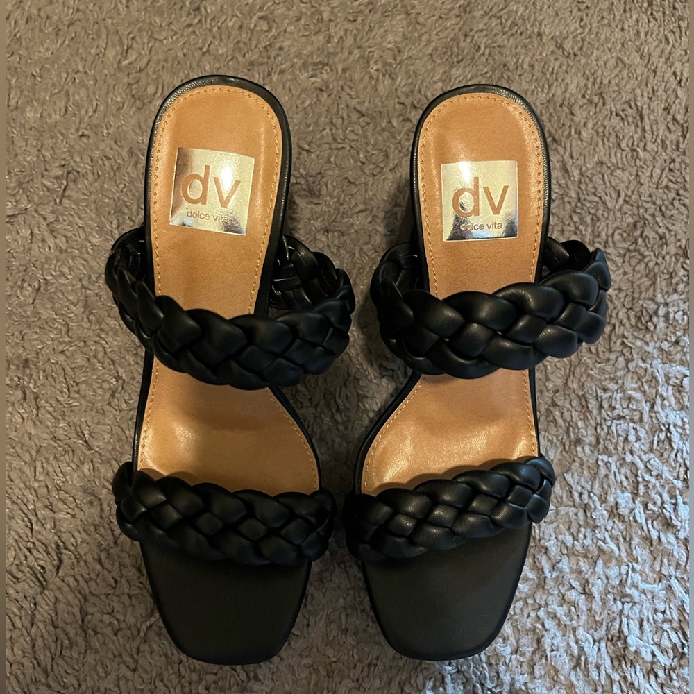 NWOT Dolce Vita Pystol Heels